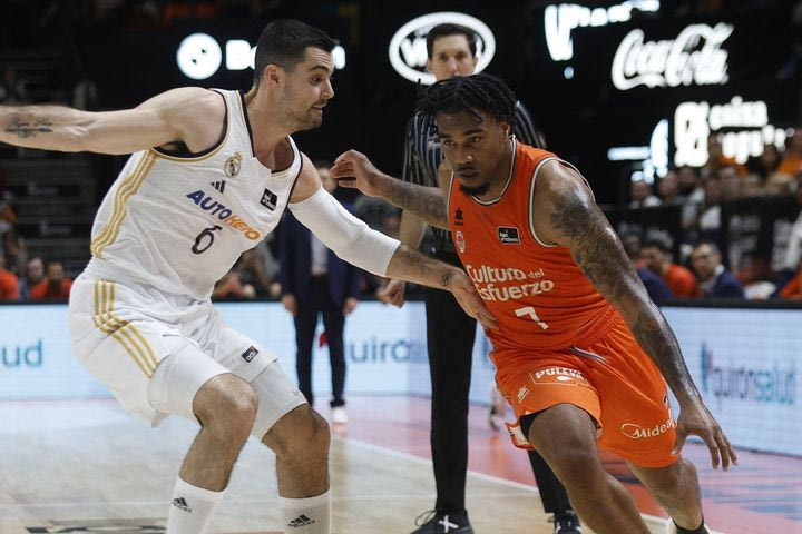 Βαλένθια – Ρεάλ 99-93: Τζόουνς και Άντερσον πλήγωσαν τη βασίλισσα, που αγωνιά για Ντεκ