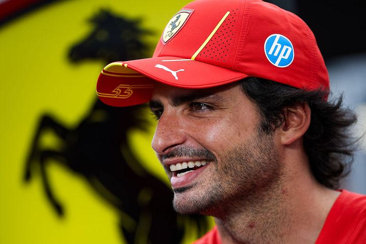 Σάινθ: “Η Ferrari μπορεί να γίνει φέτος πρωταθλήτρια αν εκμεταλλευτεί όλες τις ευκαιρίες”