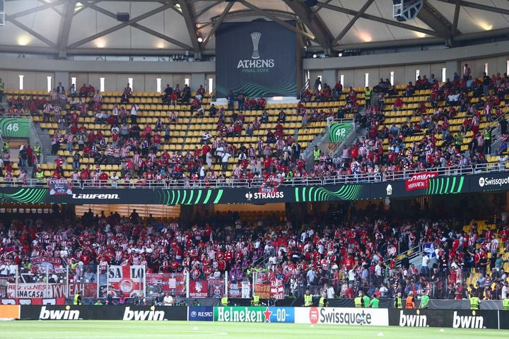 Πρόστιμο στον Ολυμπιακό από την UEFA για τις ζημιές στην OPAP Arena: Οι ερυθρόλευκοι πρέπει να μιλήσουν με την ΑΕΚ για να τις αποκαταστήσουν