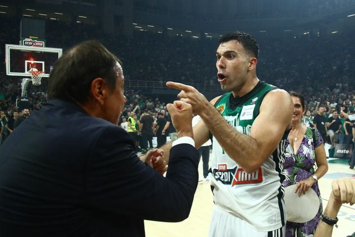 Παναθηναϊκός AKTOR: Ο Σλούκας πνίγηκε στην αγκαλιά του Αταμάν μετά από την κατάκτηση του τίτλου