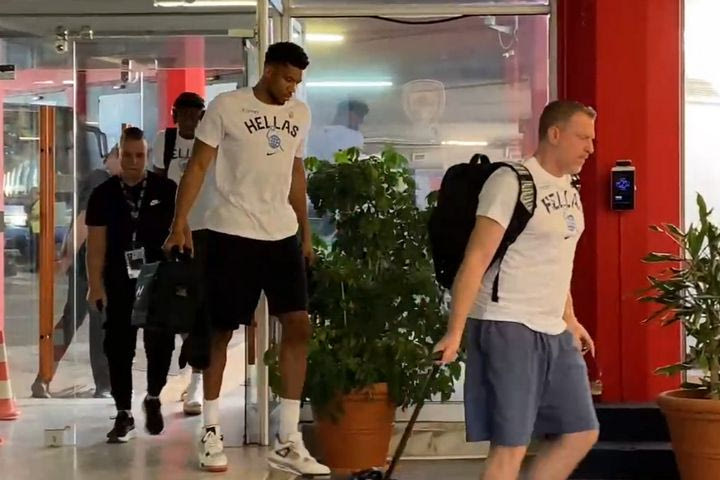 Μπαχάμες – Ελλάδα: Η άφιξη της Εθνικής ομάδας στο ΣΕΦ