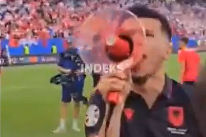 Euro 2024, Αλβανία: Ο Ντάκου τιμωρήθηκε με δύο αγωνιστικές για υβριστικά συνθήματα κατά της Βόρειας Μακεδονίας