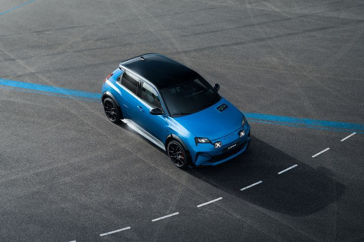 Alpine A290: Από τις περιπτώσεις αυτοκινήτων που το βλέπεις και λες “το θέλω”