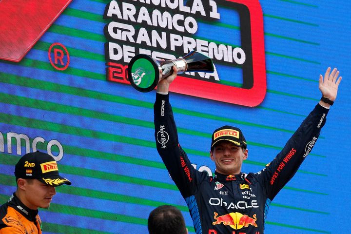 Ο Φερστάπεν το έκανε να μοιάζει εύκολο στη Βαρκελώνη, έβδομη φετινή νίκη του Ολλανδού