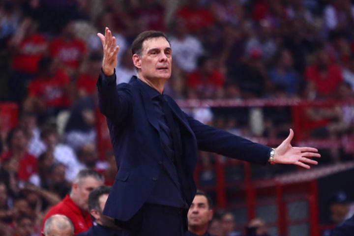 Μπαρτζώκας: “Δεν θέλω να δυναμιτίσω κανένα κλίμα, δε νομίζω ότι μίλησε κανείς από τους παίκτες μου στον κύριο Αταμάν”