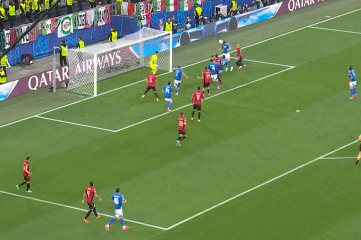 Euro 2024, Ιταλία – Αλβανία: Ο Μπαστόνι με κεφαλιά από κοντά έκανε το 1-1 για τους πρωταθλητές Ευρώπης