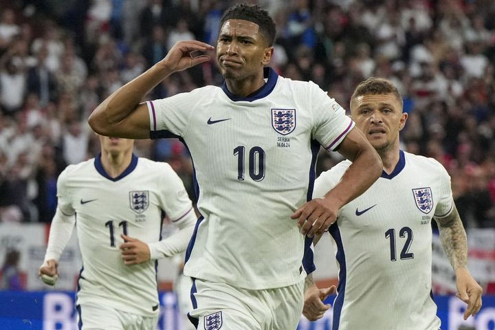 Τα τρία άχαστα της ημέρας