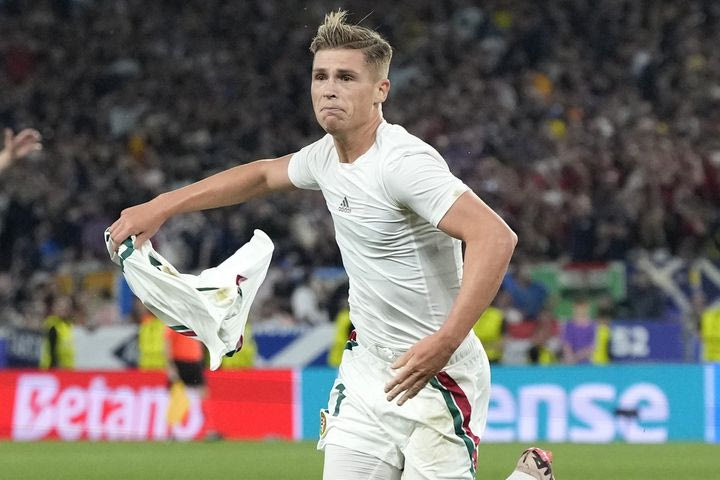 Euro 2024, Σκωτία – Ουγγαρία: Συγκινημένος ο Τσόμποτ στο γκολ του σήκωσε τη φανέλα του Βάργκα