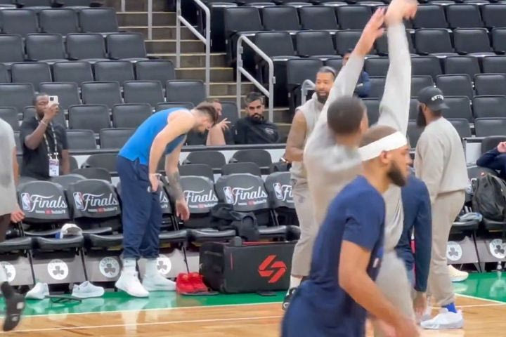 Euro 2024: Ο Ντόντσιτς έβλεπε Σλοβενία – Δανία στην προπόνηση των Μάβερικς