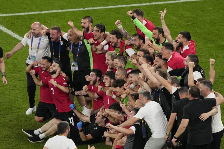 Euro 2024, Εθνική Γεωργίας: Κλάματα και έξαλλοι πανηγυρισμοί για την ιστορική πρόκριση στα νοκ-άουτ
