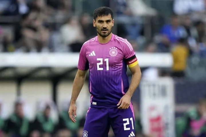 Τα τρία άχαστα της ημέρας