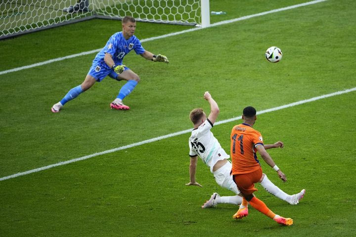 Euro 2024, Ολλανδία – Αυστρία: Ο Χάπκο ισοφάρισε προσωρινά για τους “οράνιε” με ωραίο πλασέ
