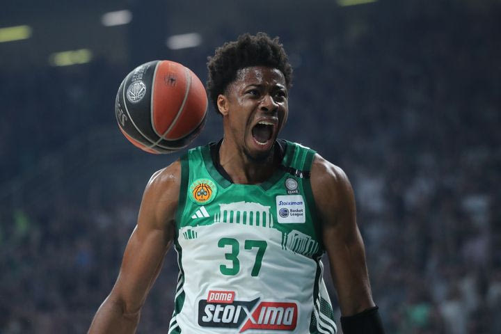 Παναθηναϊκός AKTOR: Χωρίς Κώστα Αντετοκούνμπο στην Σλοβενία, έμεινε Ελλάδα για να παραστεί στον γάμο του Γιάννη