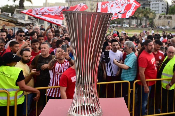 Ολυμπιακός: Τα ευρωπαϊκά τρόπαια στο Καραϊσκάκης για το φιλικό με την Νότιγχαμ