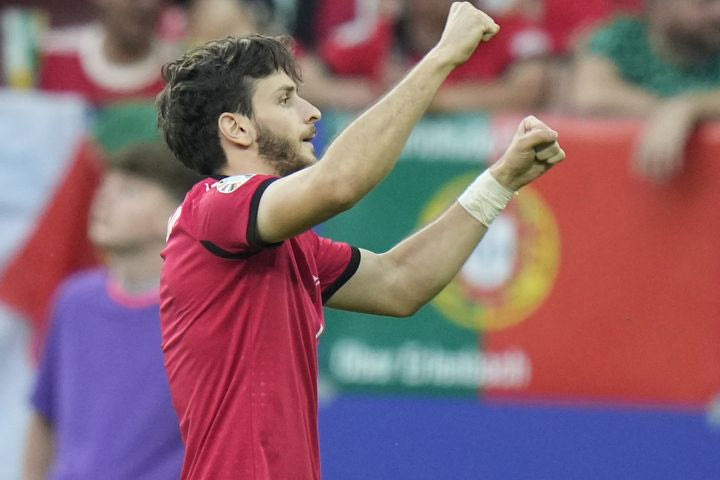 Euro 2024, Γεωργία – Πορτογαλία 2-0: Ο Κβαρατσχέλια νίκησε τον Ρονάλντο και εκτόξευσε τους Γεωργιανούς στους “16”