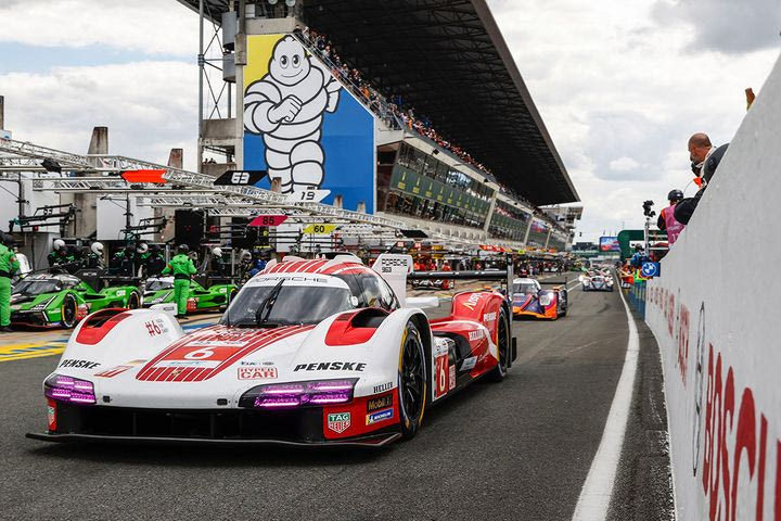 H Porsche στην πολ ποζίσιον για τις 24 Ώρες του ΛεΜάν