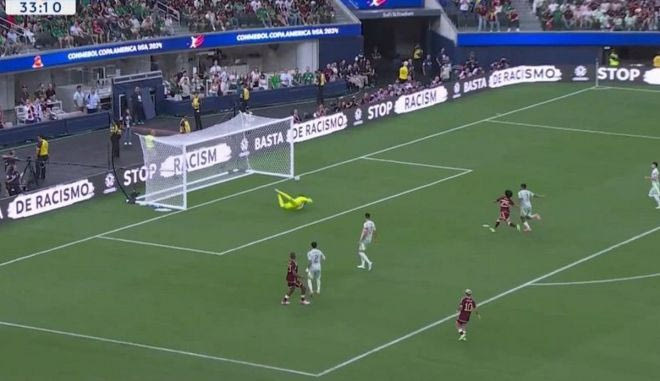 Το δοκάρι της Βενεζουέλας με τον Ροντόν στο 34′