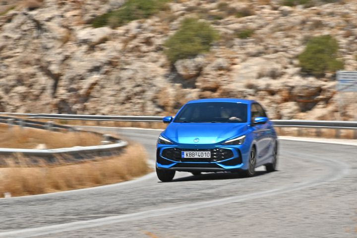 Συνεχίζει να ξεχωρίζει με τα χαρακτηριστικά του το MG3 Hybrid+ που συνδυάζει ιδανικά την άνεση με την οικονομία