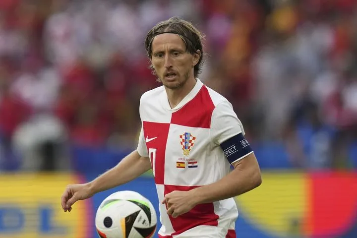 Τα τρία άχαστα της ημέρας