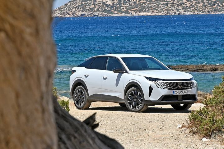 Στην Ελλάδα το νέο Peugeot 3008 σε υβριδικές εκδόσεις, δείτε όλες τις αλλαγές του