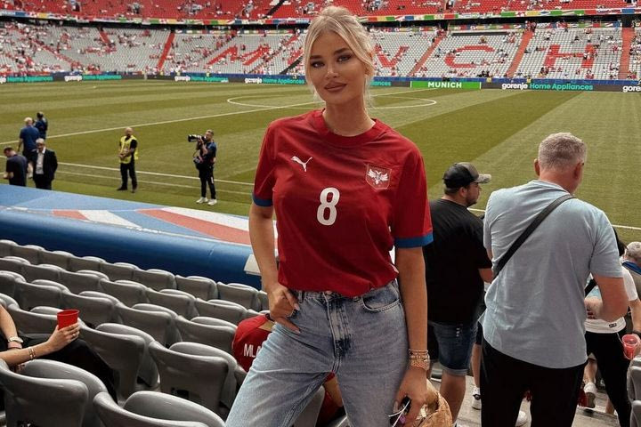 Euro 2024, Σερβία: Ξετρελάθηκε η σύντροφος του Γιόβιτς με το buzzer beater γκολ