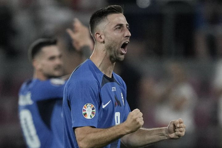 Αγγλία – Σλοβενία 0-0: Κρατάνε μόνο την πρωτιά τα “τρία λιοντάρια”, τεράστια πρόκριση για τους Βαλκάνιους