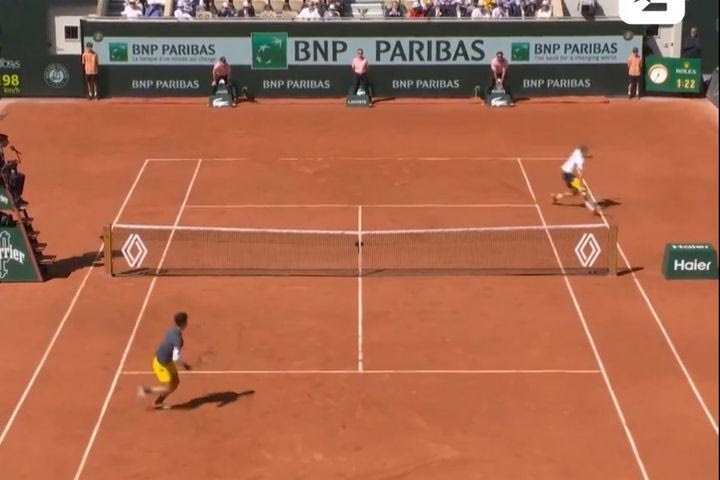 Ζβέρεφ – Αλκαράθ: Απίστευτος πόντος με διαγώνιο χτύπημα από τον Γερμανό