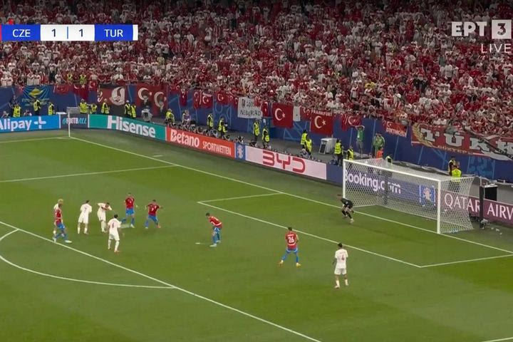 Ο Τοσούν έκανε το 2-1 για την Τουρκία και έβαλε ταφόπλακα στα όνειρα πρόκρισης των Τσέχων