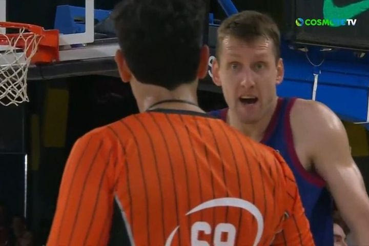 Ο Βέσελι αποβλήθηκε στο 12′ του Game 3 της Μπαρτσελόνα με τη Ρεάλ
