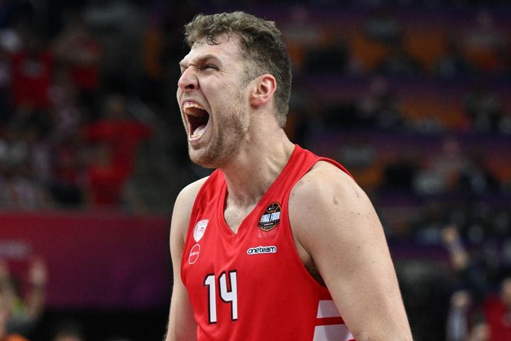 Ολυμπιακός: Προβάρει τα ερυθρόλευκα ο Σάσα Βεζένκοβ, μένει να φύγει από τους Ράπτορς