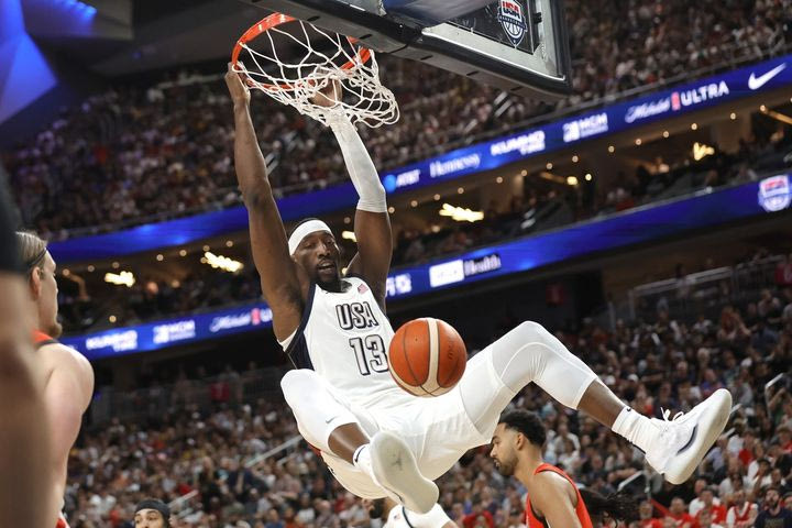 ΗΠΑ – Καναδάς: Η συνεργασία ΛεΜπρόν-Κάρι, τα εντυπωσιακά καρφώματα και τα highlights του φιλικού