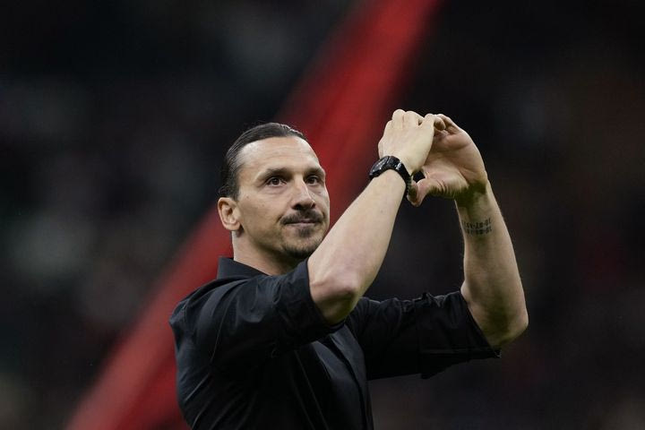 Μίλαν: Υπέγραψε το πρώτο του επαγγελματικό συμβόλαιο ο γιος του Ιμπραχίμοβιτς