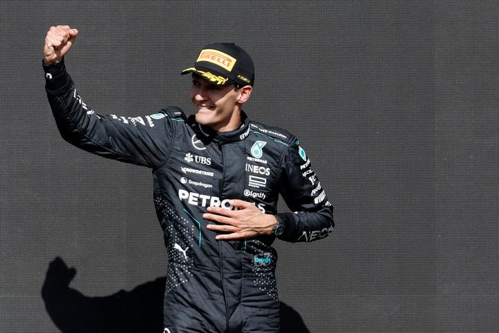 Νίκη στρατηγικής ευφυΐας του Ράσελ στο Βέλγιο, στο θριαμβευτικό 1-2 της Mercedes