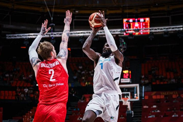 Μπαχάμες – Πολωνία 90-81: Άνετη νίκη και πρόκριση στα ημιτελικά του Προολυμπιακού της Βαλένθια