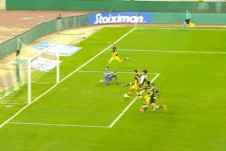Ο Κορόσεκ σε κενή εστία μειώνει σε 2-1 για την Μπότεφ