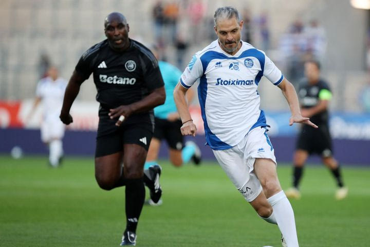 Legends 2004 – UEFA All Stars 1-2: Ηττήθηκαν τώρα, αλλά νίκησαν όταν έπρεπε, οι θρύλοι του 2004 επέστρεψαν και ξύπνησαν μνήμες