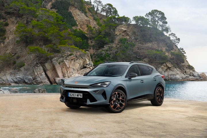 Τα νέα CUPRA Formentor & Leon στην ελληνική αγορά