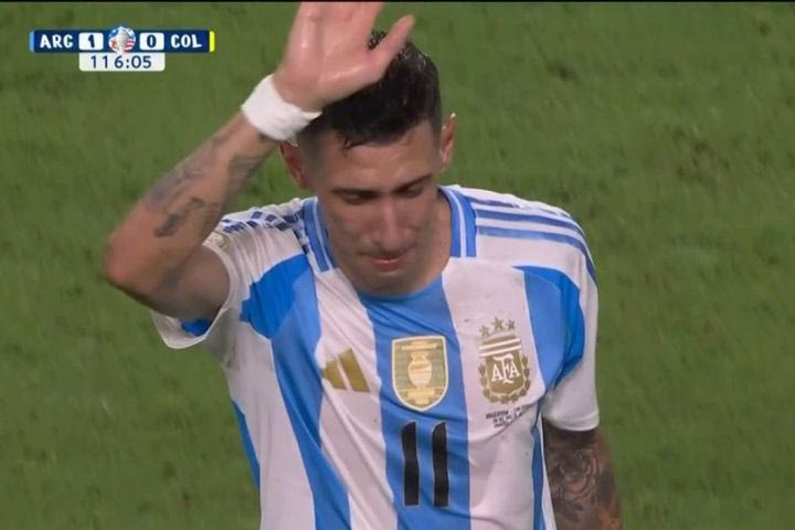 Τα δάκρυα του Ντι Μαρία στο “αντίο” του στην Εθνική Αργεντινής: “Ήταν γραφτό, ονειρεύτηκα να αποσυρθώ έτσι”