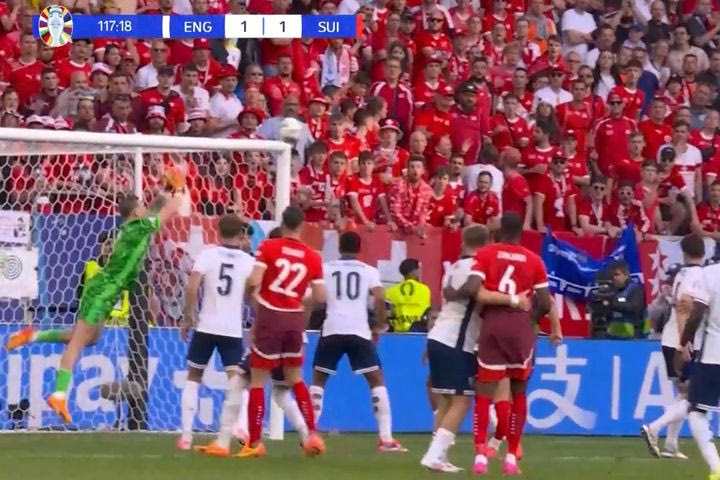 Euro 2024, Αγγλία – Ελβετία: Τεράστια ευκαιρία των Ελβετών, ο Σακίρι έστειλε την μπάλα στο δοκάρι με απευθείας εκτέλεση κόρνερ