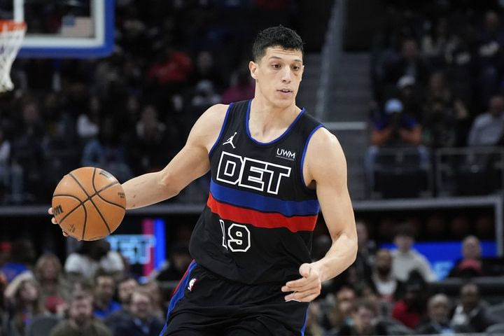 NBA: Ο Φοντέκιο έμεινε στους Πίστονς με νέο διετές συμβόλαιο