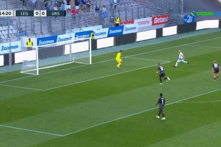 Το 1-0 των Legends 2004 από τον Στέλιο Γιαννακόπουλο