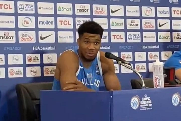 Γιάννης Αντετοκούνμπο: “Αν είμαι ο σημαιοφόρος θα είναι σπουδαίο, θέλω να πετύχουμε κάτι καλό στους Ολυμπιακούς Αγώνες”