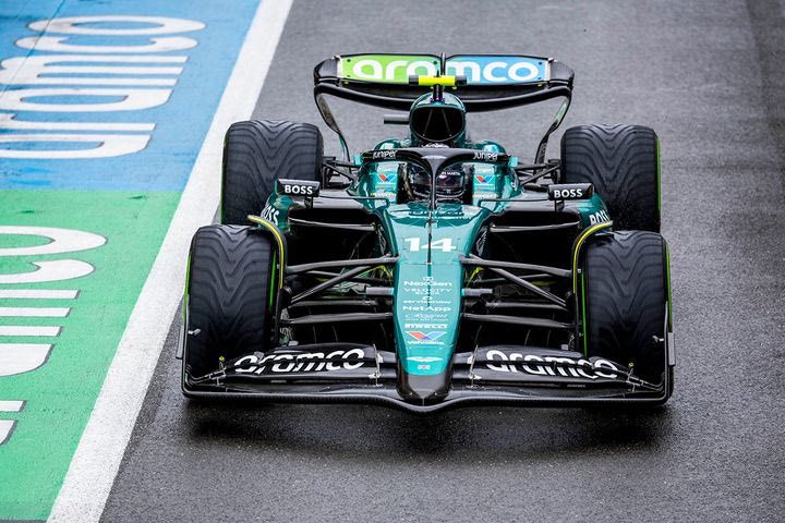 Η Aston Martin ανακοίνωσε τον Καρντίλε και περιμένει τον Νιούι