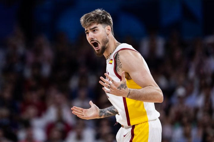 Χουάντσο Ερνανγκόμεθ: “Ο Γιάννης μπορεί να σκοράρει όποτε θέλει, ο Ρούντι είναι ηγέτης”