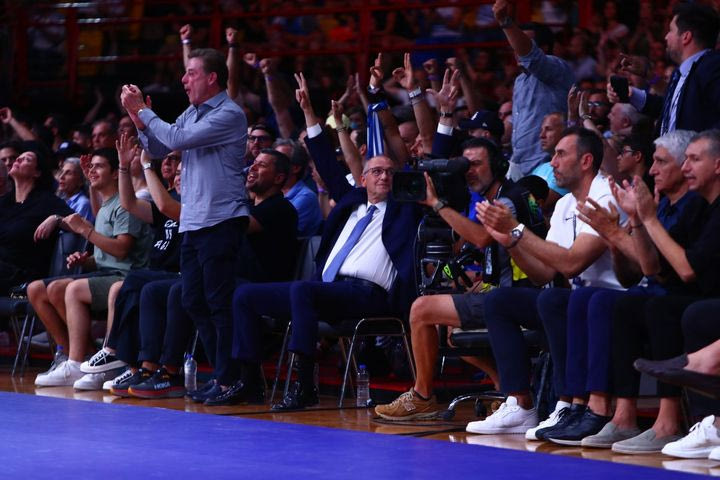 Κροατία – Ελλάδα: Οι ενθουσιώδεις πανηγυρισμοί Πιτίνο και Λιόλιου για τρίποντο της Εθνικής
