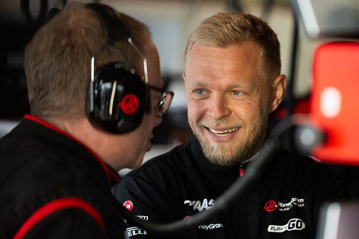 H Haas αποχαιρετά τον Μάγκνουσεν στο τέλος του 2024, φαβορί για τη θέση του ο Οκόν