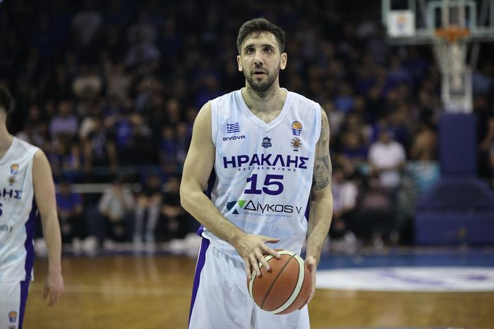 Ο Μαλέσεβιτς ανανέωσε το συμβόλαιό του με τον Ηρακλή για ακόμα έναν χρόνο