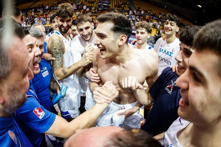 Εθνική Νέων Ανδρών: Οι έξαλλοι πανηγυρισμοί των διεθνών για την κατάκτηση του χάλκινου μεταλλίου