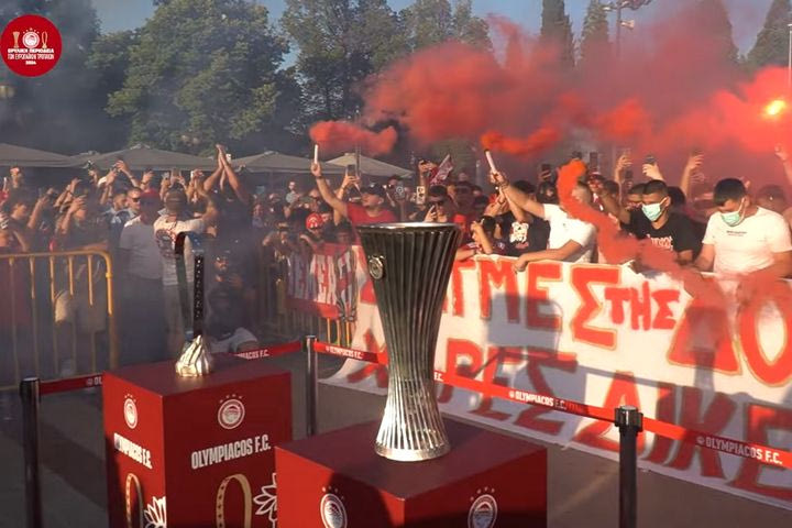 Ολυμπιακός: “Ερυθρόλευκη” και η Λακωνία, χαμός στην υποδοχή των ευρωπαϊκών τροπαίων