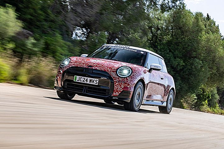 Ντεμπούτο για το ηλεκτρικό MINI John Cooper Works στο FoS του Goodwood